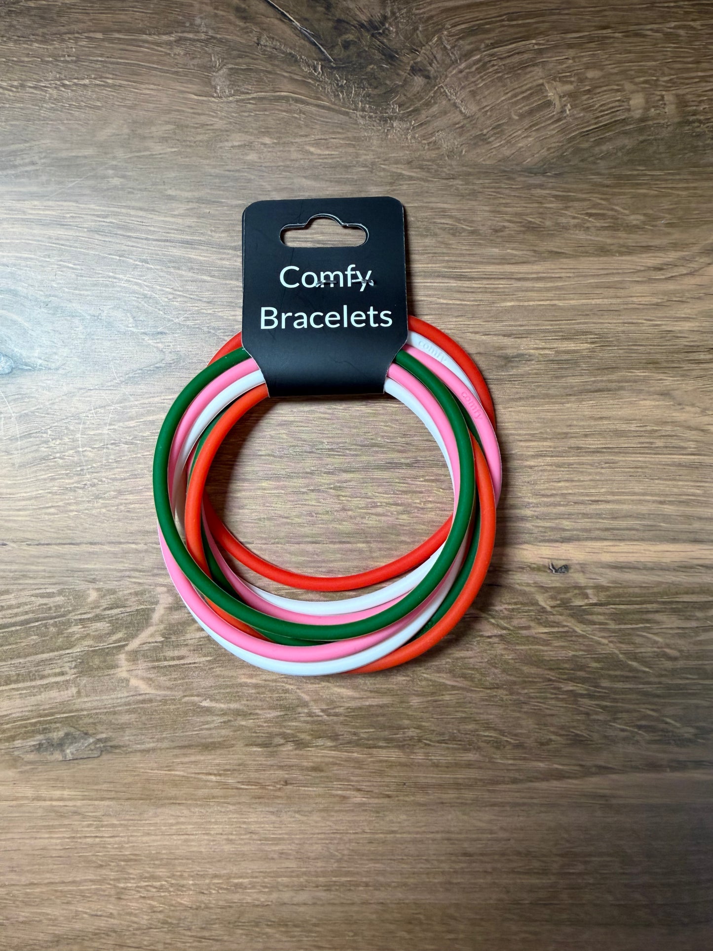Mrs. Clause Bracelet Set