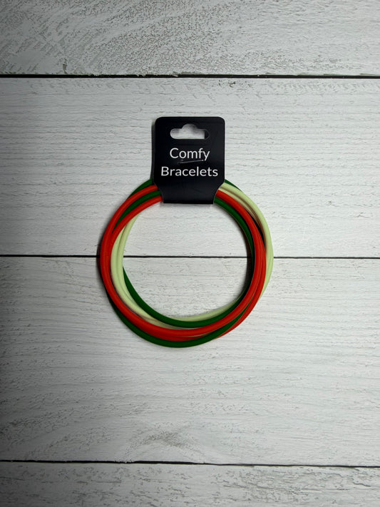 Merry Mistletoe Mischief Bracelet Set
